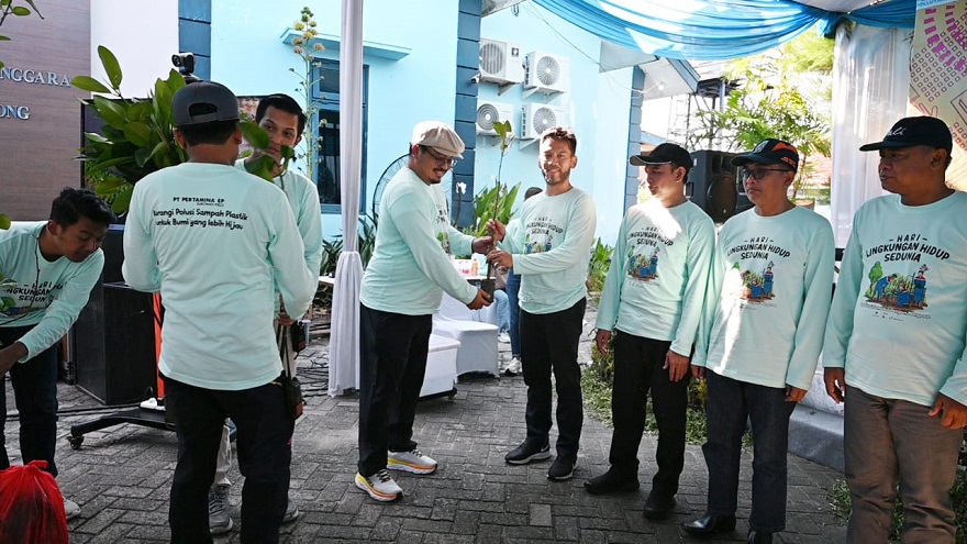 Kesyahbandaran Dan Otoritas Kelas III Tanjung Pakis Tanam 5000 Pohon ...